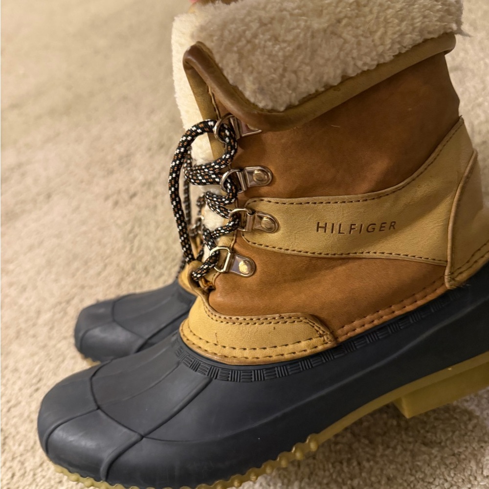 Tommy Hilfiger Brown and Tan Winter Boots